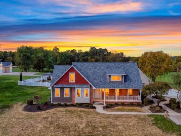 4457 Pickerington Road NW, Carroll, OH 43112