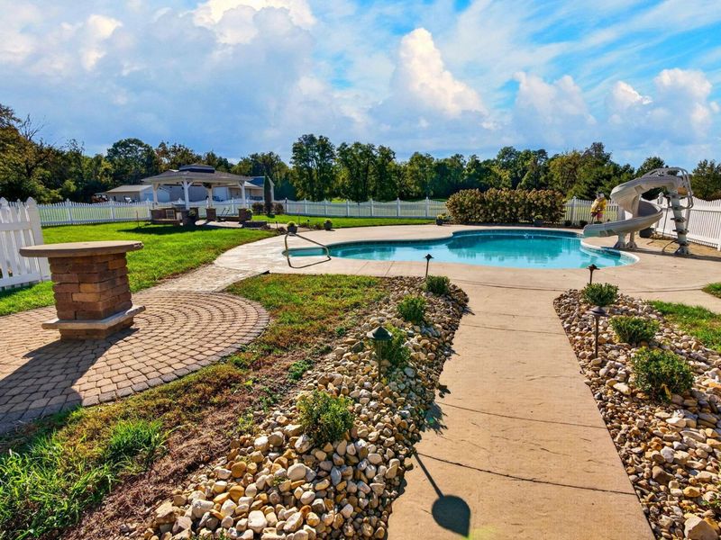 4457 Pickerington Road NW, Carroll, OH 43112 Photo 20