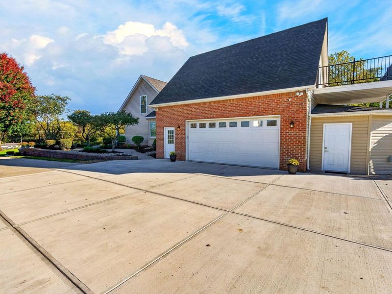 4457 Pickerington Road NW, Carroll, OH 43112 Photo 37