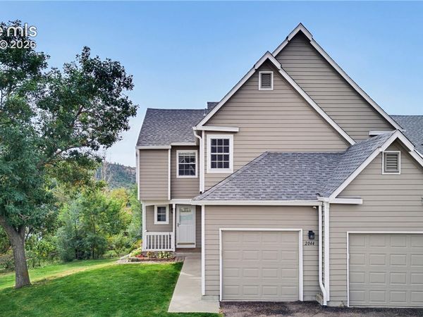 2044 Palm Drive, Colorado Springs, CO 80918