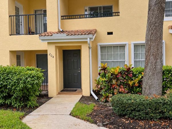 110 SW PEACOCK Boulevard, Unit 6-204, Port St. Lucie, FL 34986