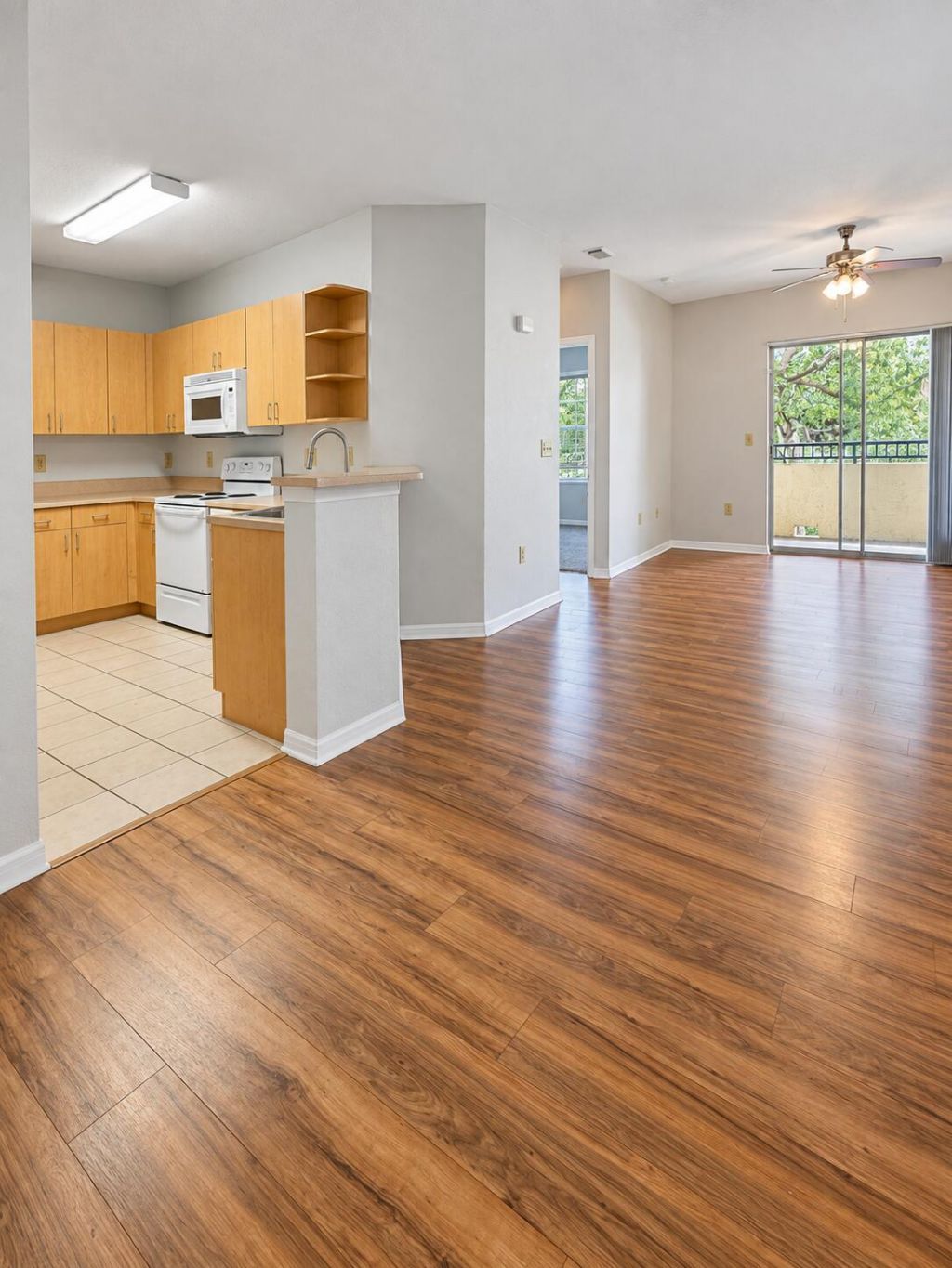110 SW Peacock Boulevard, Unit 6-204, Port Saint Lucie, FL 34986 Photo