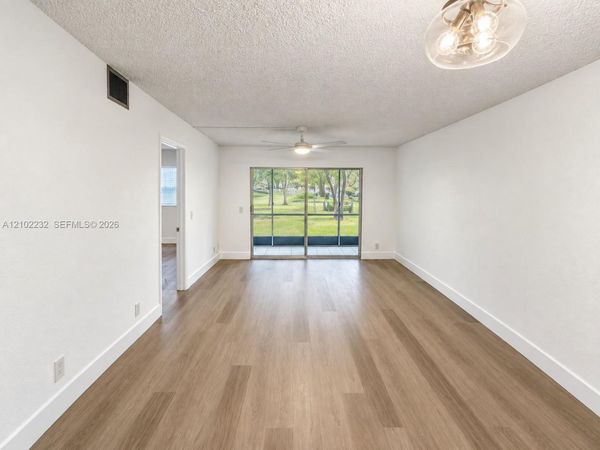 12501 SW 14th St , Unit 101R, Pembroke Pines, FL 33027