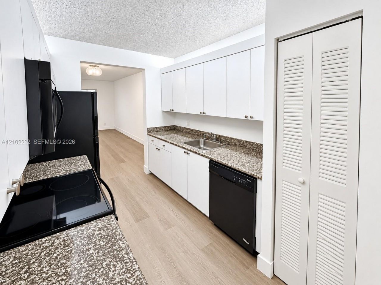 12501 SW 14th St , Unit 101R, Pembroke Pines, FL 33027 Photo