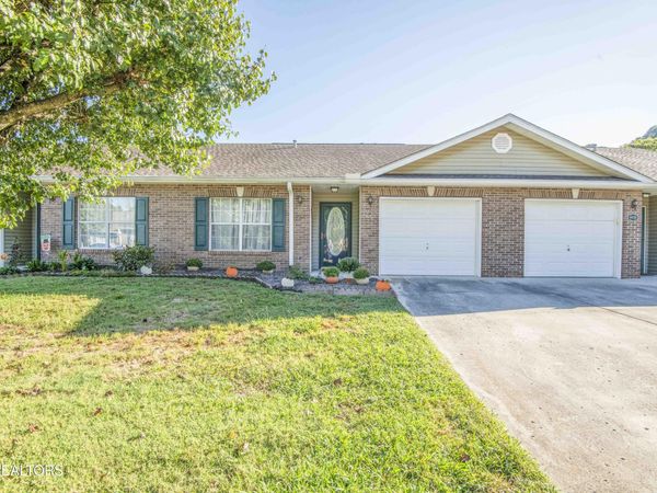 4022 Darwin Way, Knoxville, TN 37918