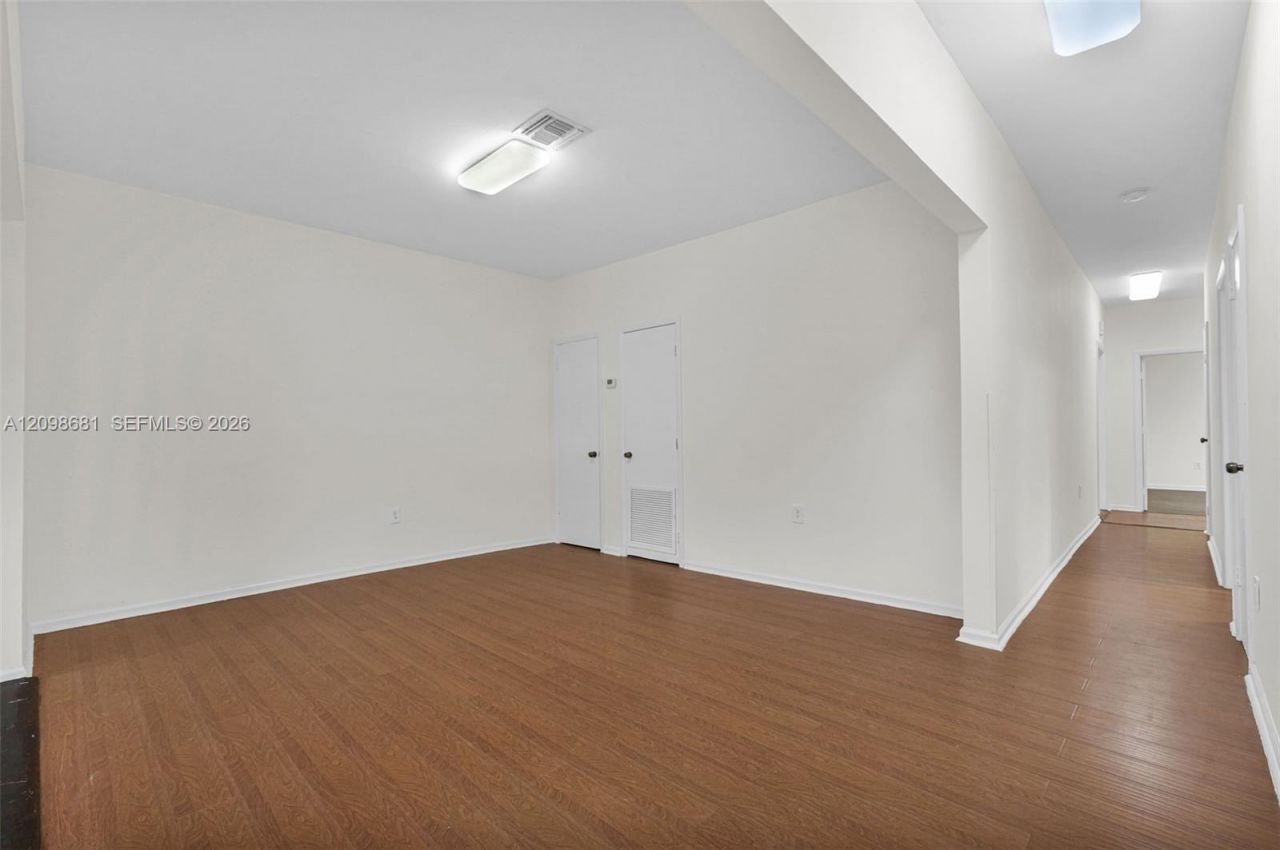 520 NW 49th St , Unit 1, Miami, FL 33127 Photo