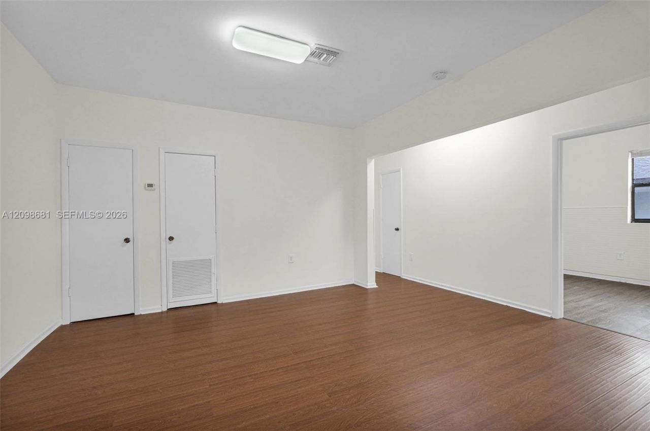 520 NW 49th St , Unit 1, Miami, FL 33127 Photo