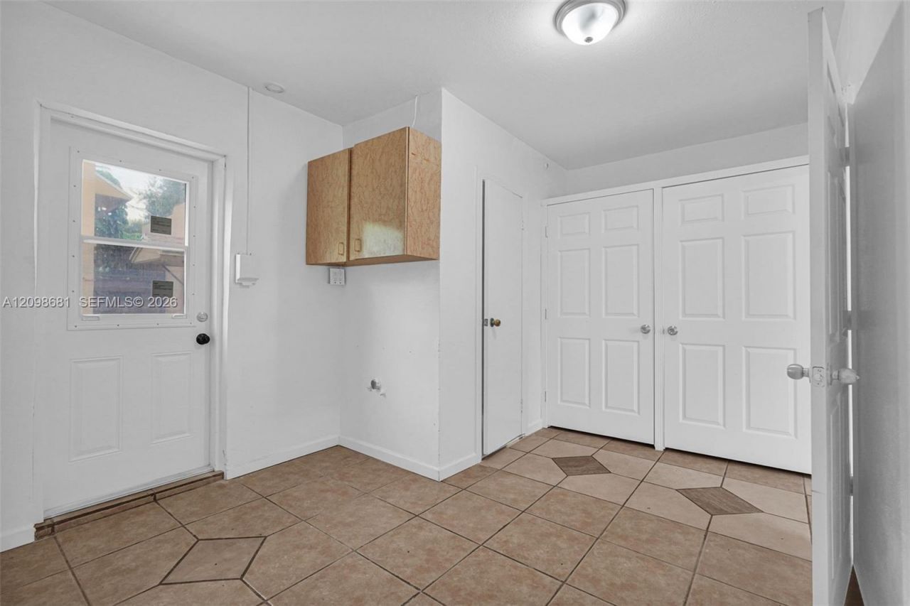 520 NW 49th St , Unit 1, Miami, FL 33127 Photo