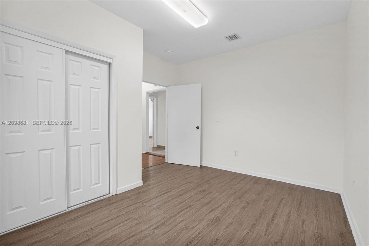 520 NW 49th St , Unit 1, Miami, FL 33127 Photo
