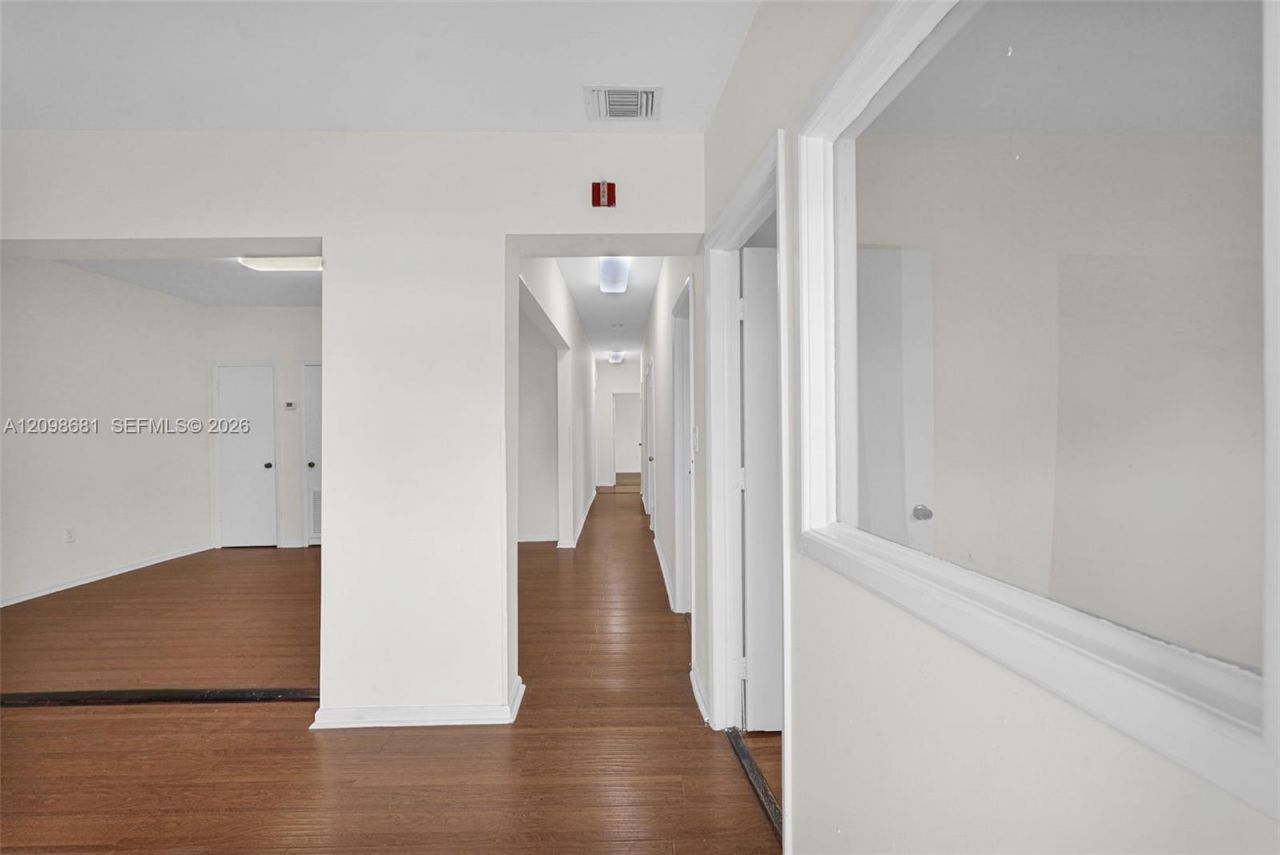 520 NW 49th St , Unit 1, Miami, FL 33127 Photo