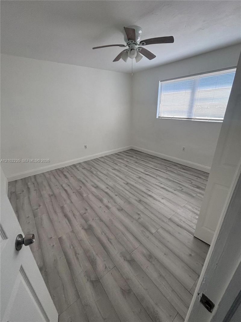 111 NW 152nd St, Unit 01, Miami, FL 33169 Photo