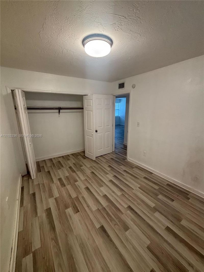 111 NW 152nd St , Unit 12, Miami, FL 33169 Photo