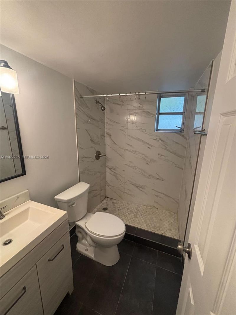 111 NW 152nd St , Unit 12, Miami, FL 33169 Photo