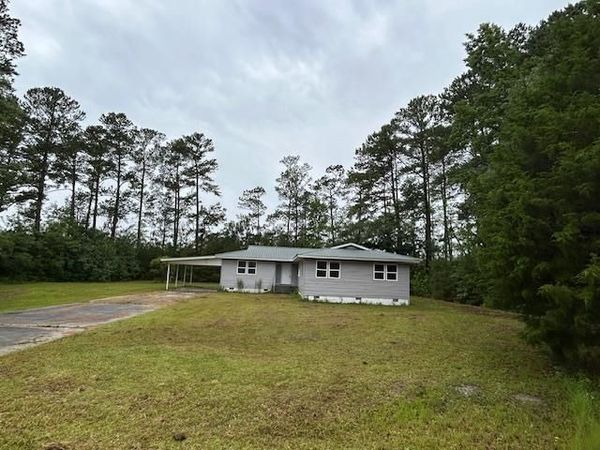 321 Circle Heights Dr. , Loris, SC 29569
