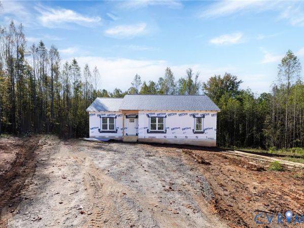 15 Coffeys Road, Farmville, VA 23901