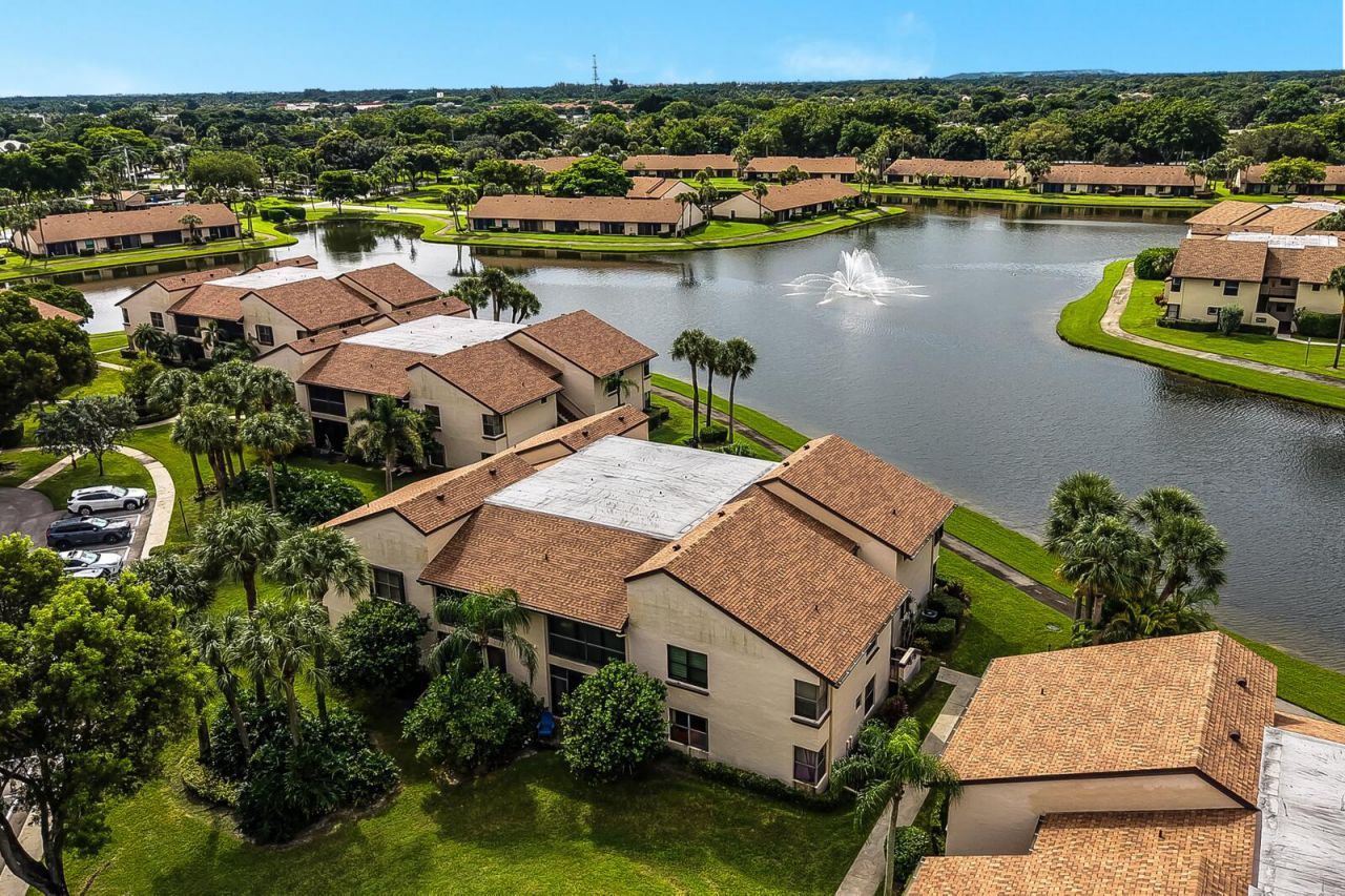 8577 Boca Glades Boulevard W, Unit D, Boca Raton, FL 33434 Photo