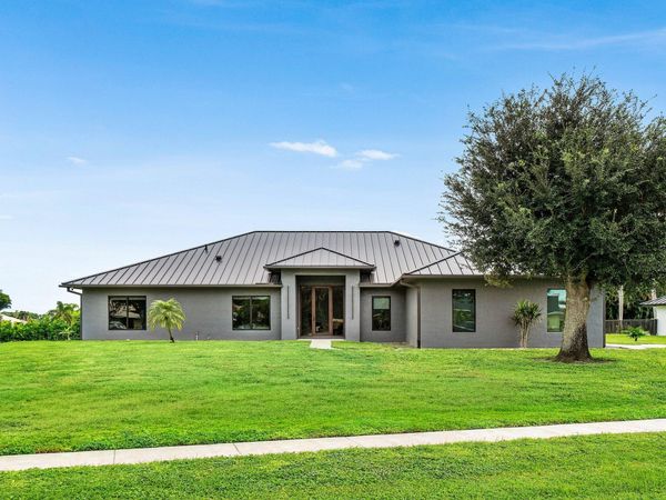 1050 Fairdale Way, Wellington, FL 33414