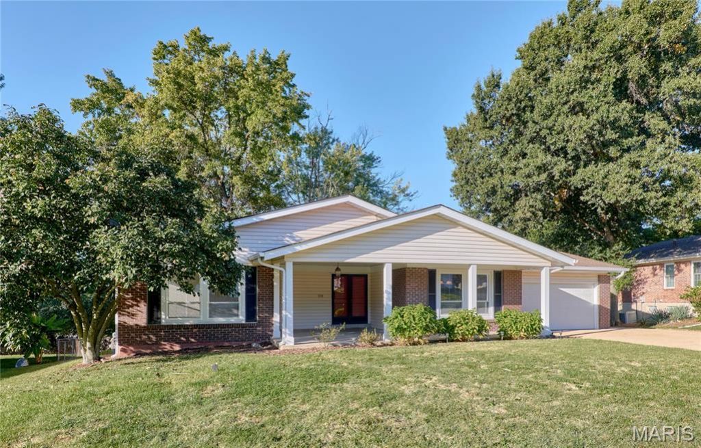 511 Lalor Drive, Manchester, MO 63011 Main Photo
