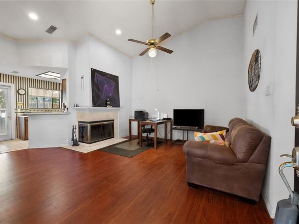 401 Pebble Way, Unit 237, Arlington, TX 76006