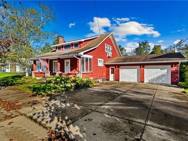 42 Spencer St, Dolgeville, NY 13329