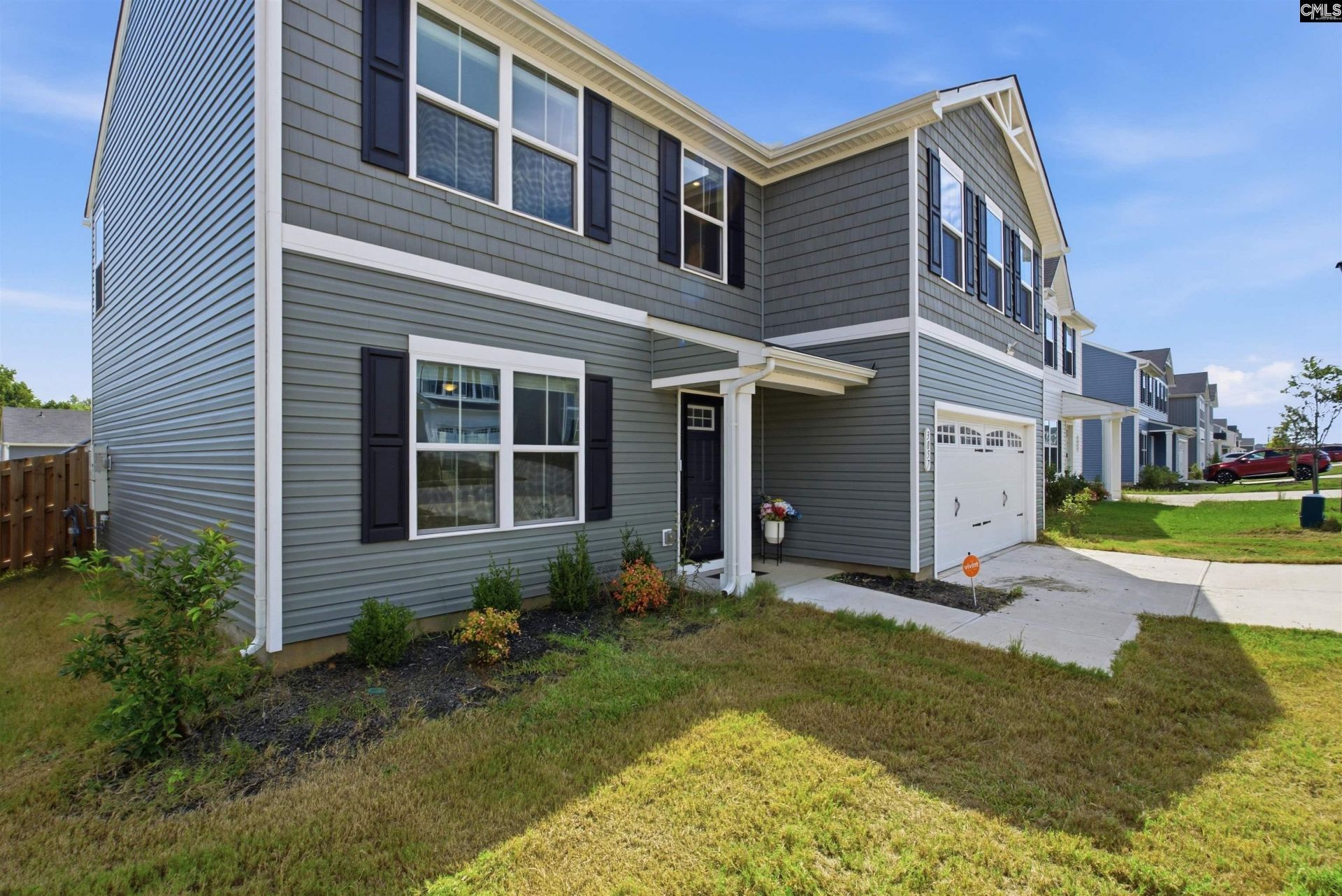 3057 Blue Brook Ln Photo 4