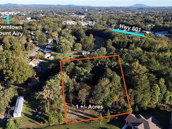 00 W Virginia Street , Mount Airy, NC 27030