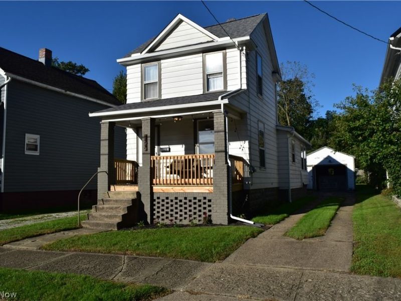 166 17th Street NW, Barberton, OH 44203 Photo 2