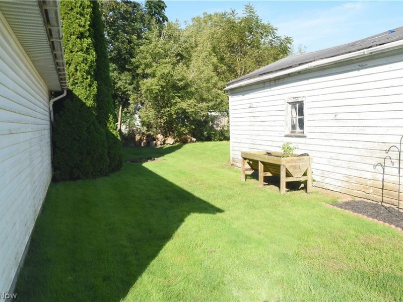 166 17th Street NW, Barberton, OH 44203 Photo 30