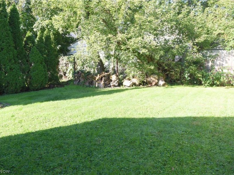 166 17th Street NW, Barberton, OH 44203 Photo 33