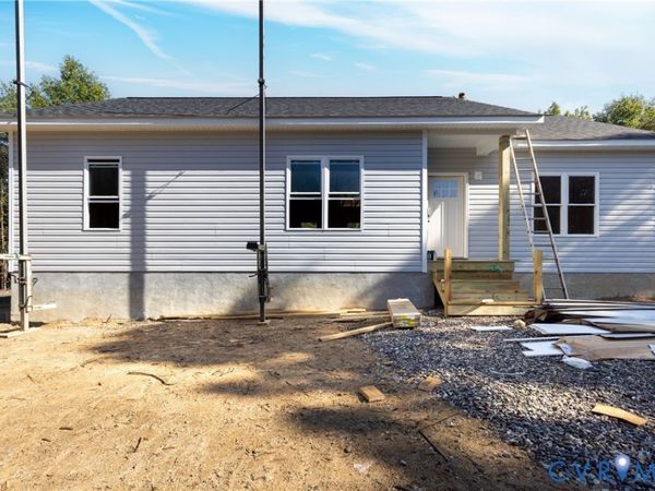 46 Atkins Road , Farmville, VA 23901