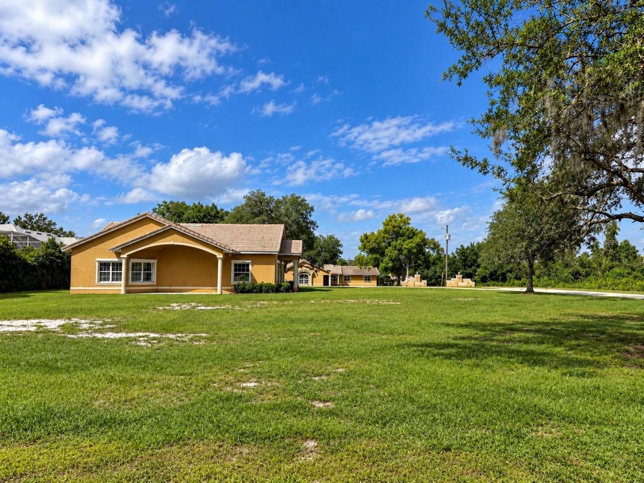 4200 & 4210 S Hiawassee Road, Orlando, FL 32835 Photo
