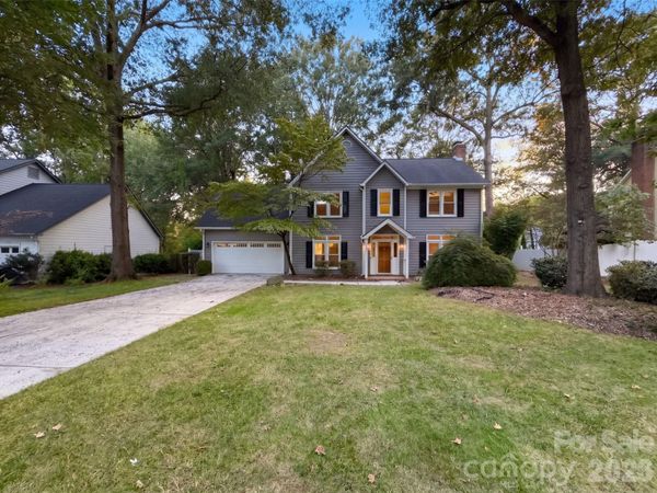 2315 Heathershire Lane , Matthews, NC 28105