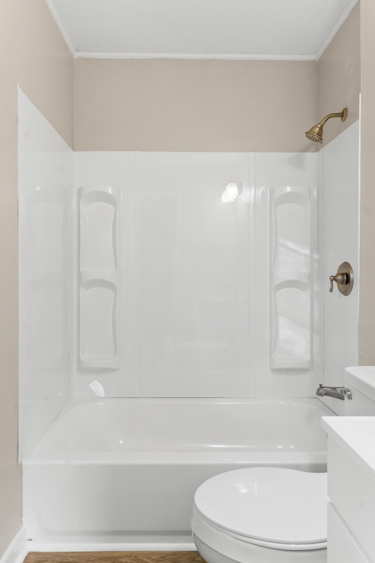 138 Waycross Street Photo 17