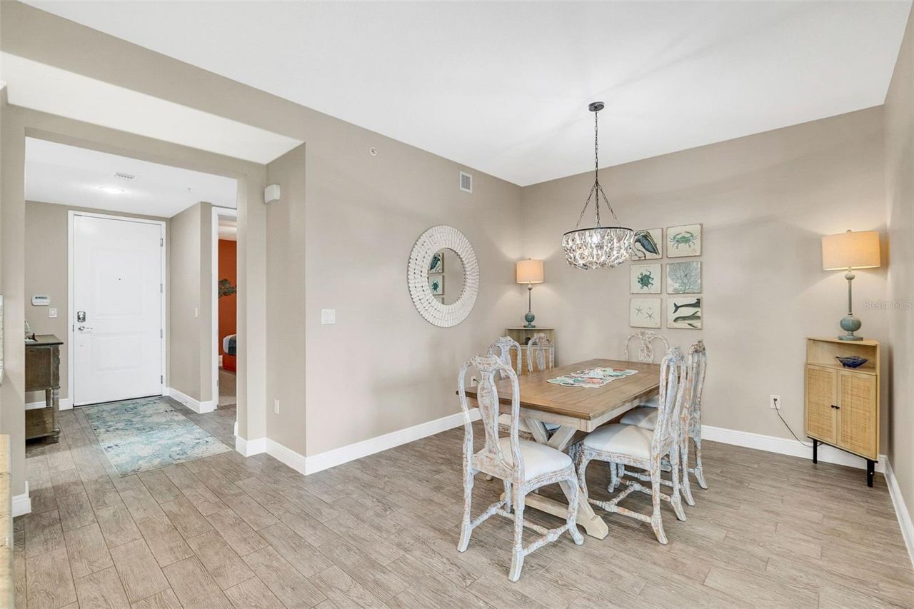 391 Aruba Circle, Unit 203, Bradenton, FL 34209 Photo