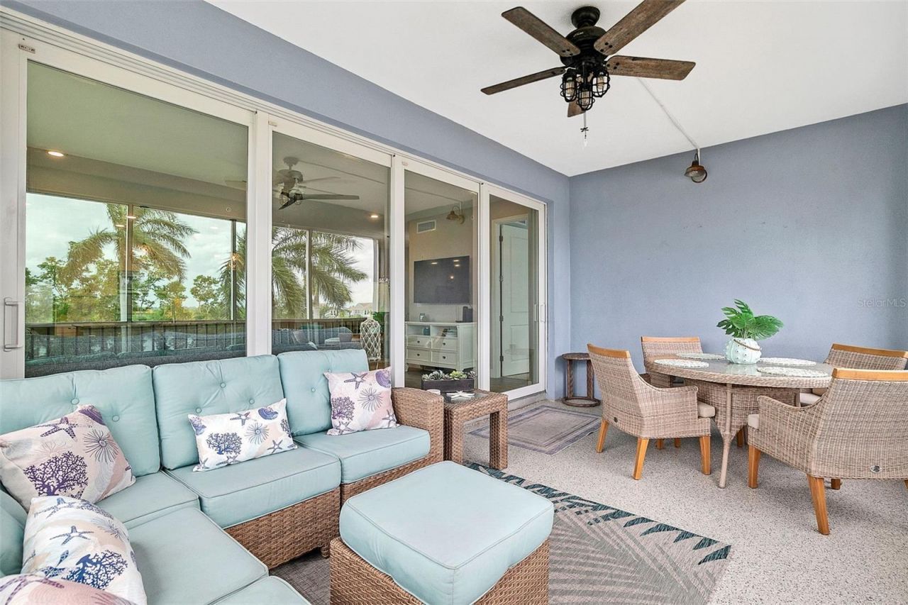391 Aruba Circle, Unit 203, Bradenton, FL 34209 Photo