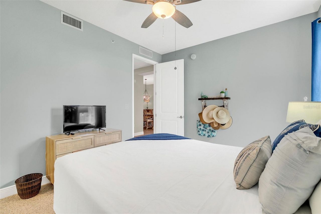 391 Aruba Circle, Unit 203, Bradenton, FL 34209 Photo