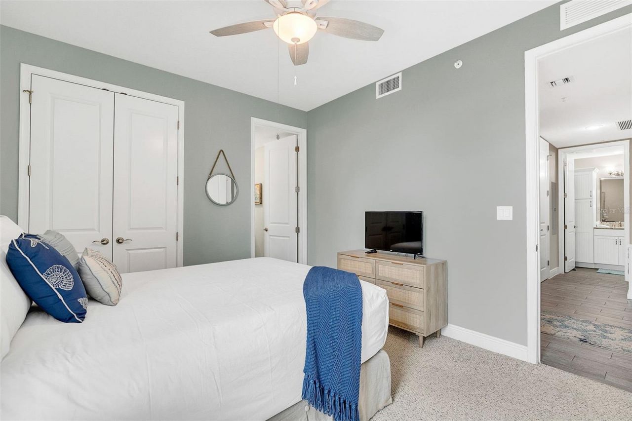 391 Aruba Circle, Unit 203, Bradenton, FL 34209 Photo