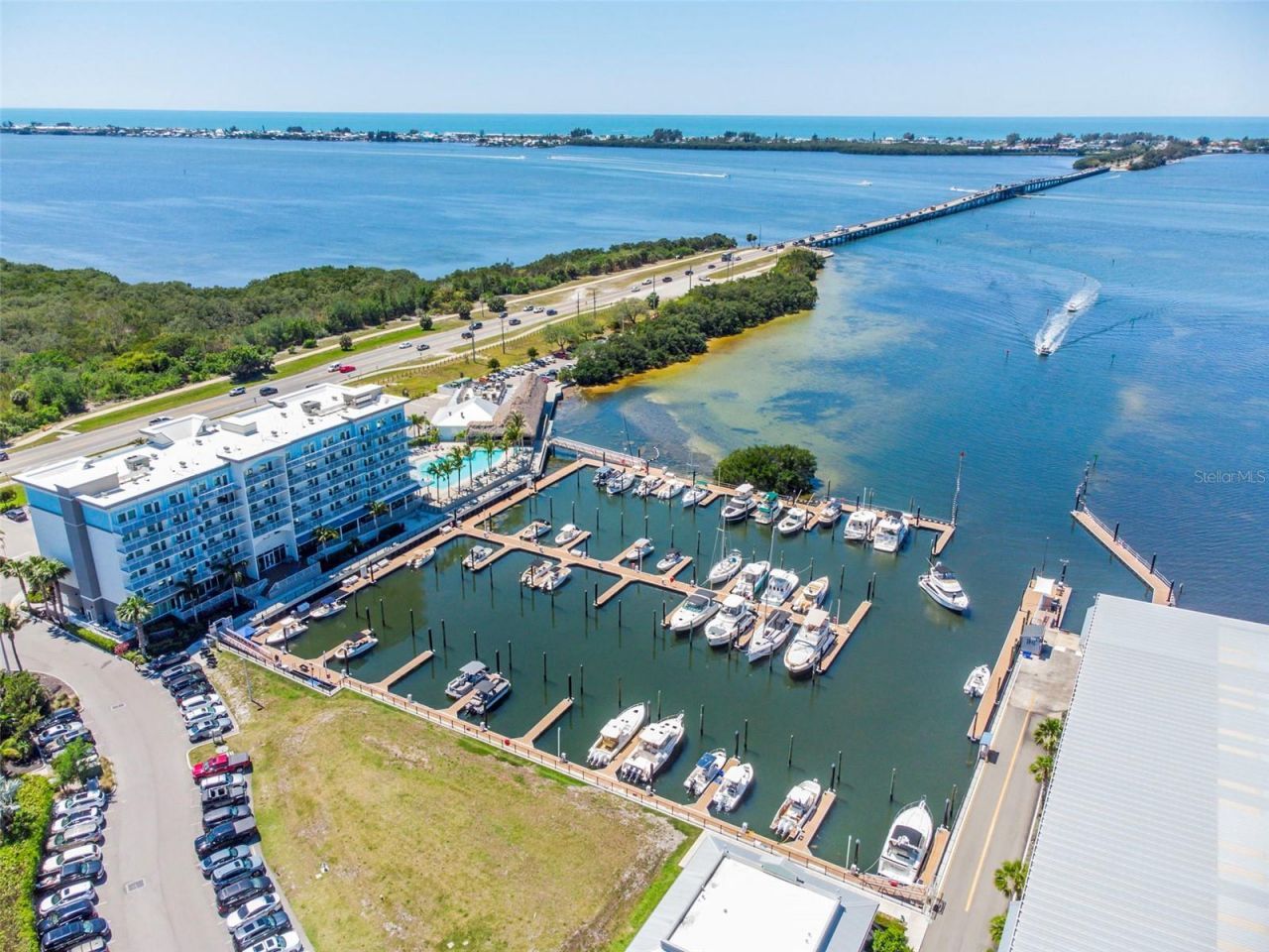 391 Aruba Circle, Unit 203, Bradenton, FL 34209 Photo