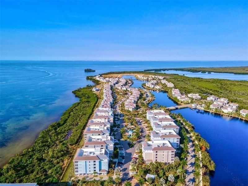 391 Aruba Circle, Unit 203, Bradenton, FL 34209 Photo
