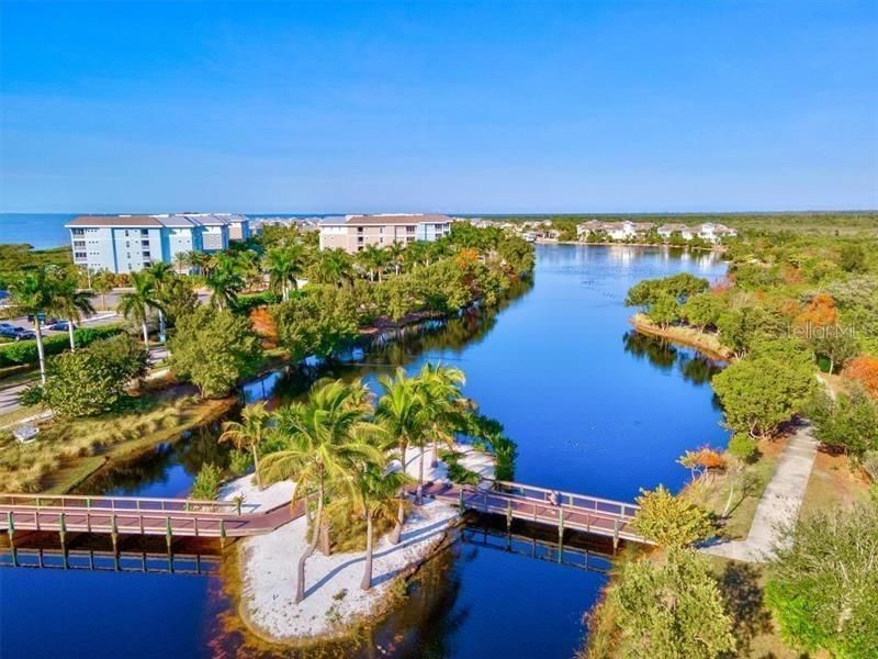 391 Aruba Circle, Unit 203, Bradenton, FL 34209 Photo
