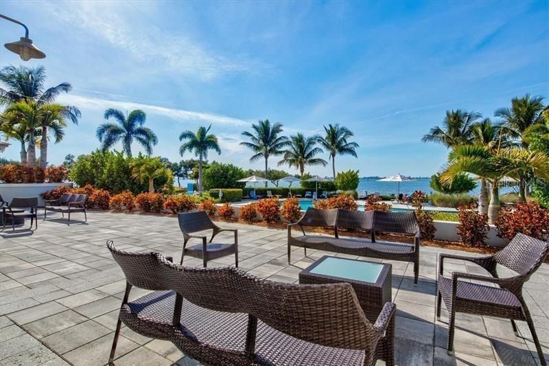 391 Aruba Circle, Unit 203, Bradenton, FL 34209 Photo