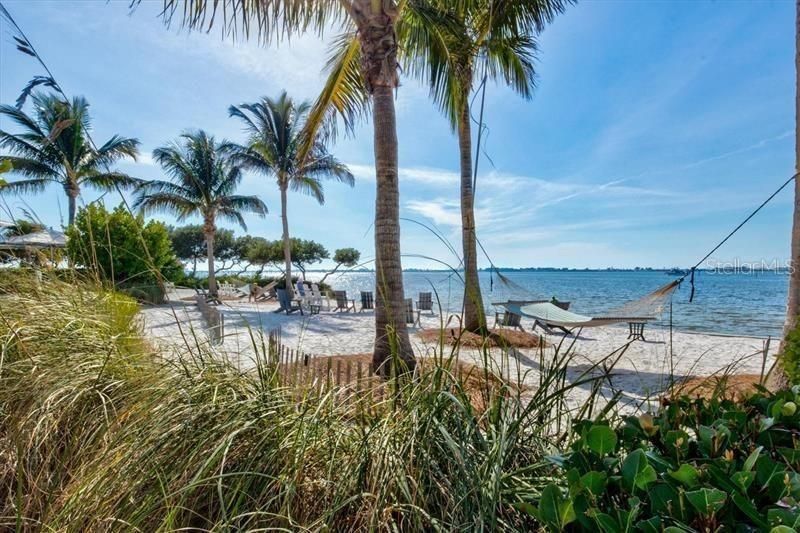 391 Aruba Circle, Unit 203, Bradenton, FL 34209 Photo