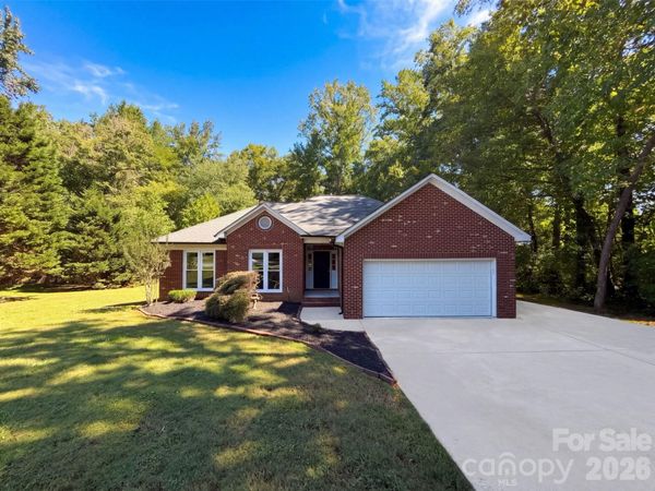 1104 Thoroughbred Place NW, Concord, NC 28027