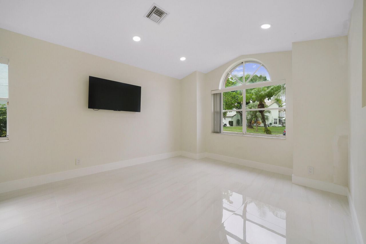 8599 Tourmaline Boulevard, Boynton Beach, FL 33472 Photo