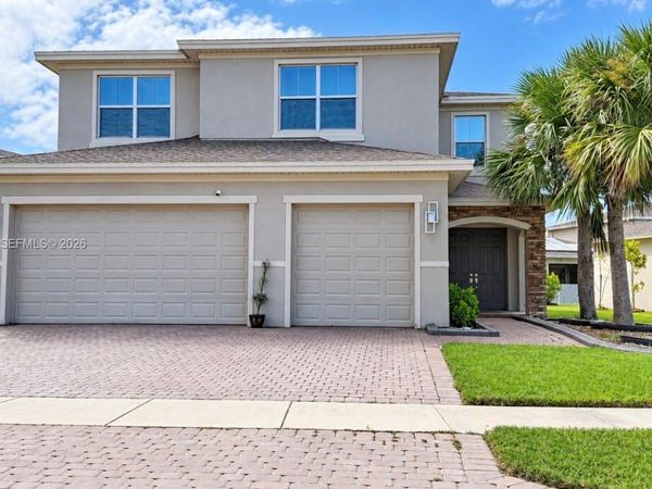 1201 NW Leonardo Cir , Port St. Lucie, FL 34986