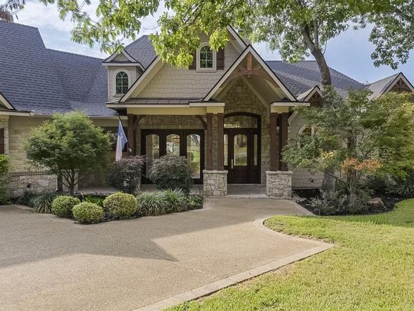228 Katy Lake Drive , Waxahachie, TX 75165