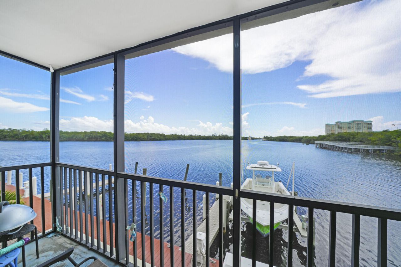 710 NE 7th Street, Unit 207, Boynton Beach, FL 33435 Photo