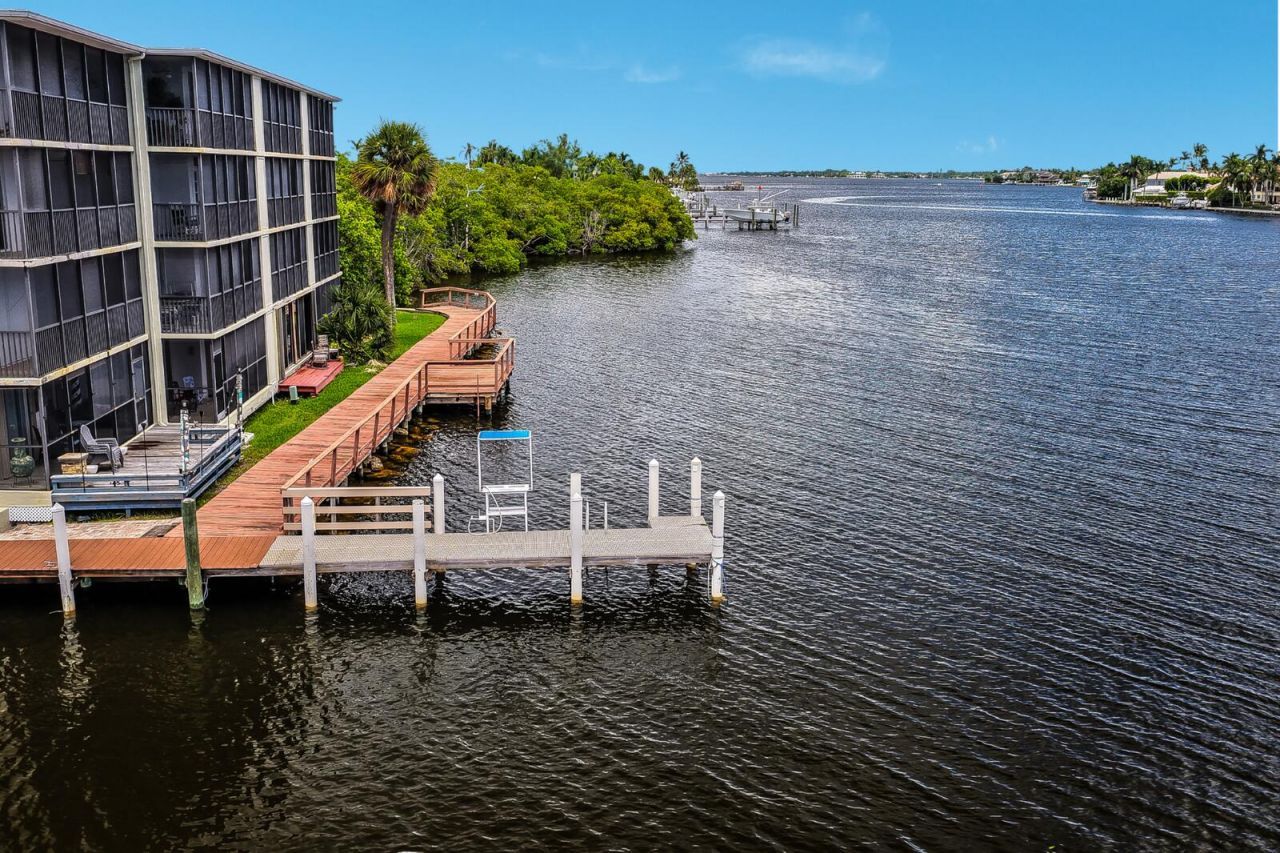 710 NE 7th Street, Unit 207, Boynton Beach, FL 33435 Photo