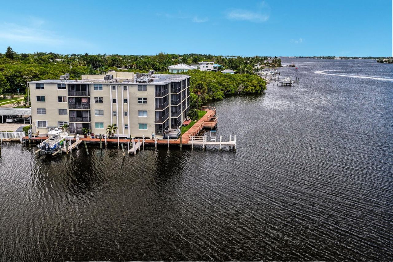 710 NE 7th Street, Unit 207, Boynton Beach, FL 33435 Photo