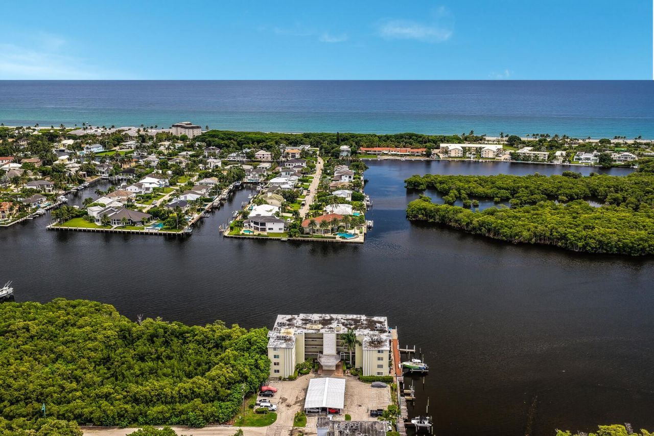 710 NE 7th Street, Unit 207, Boynton Beach, FL 33435 Photo